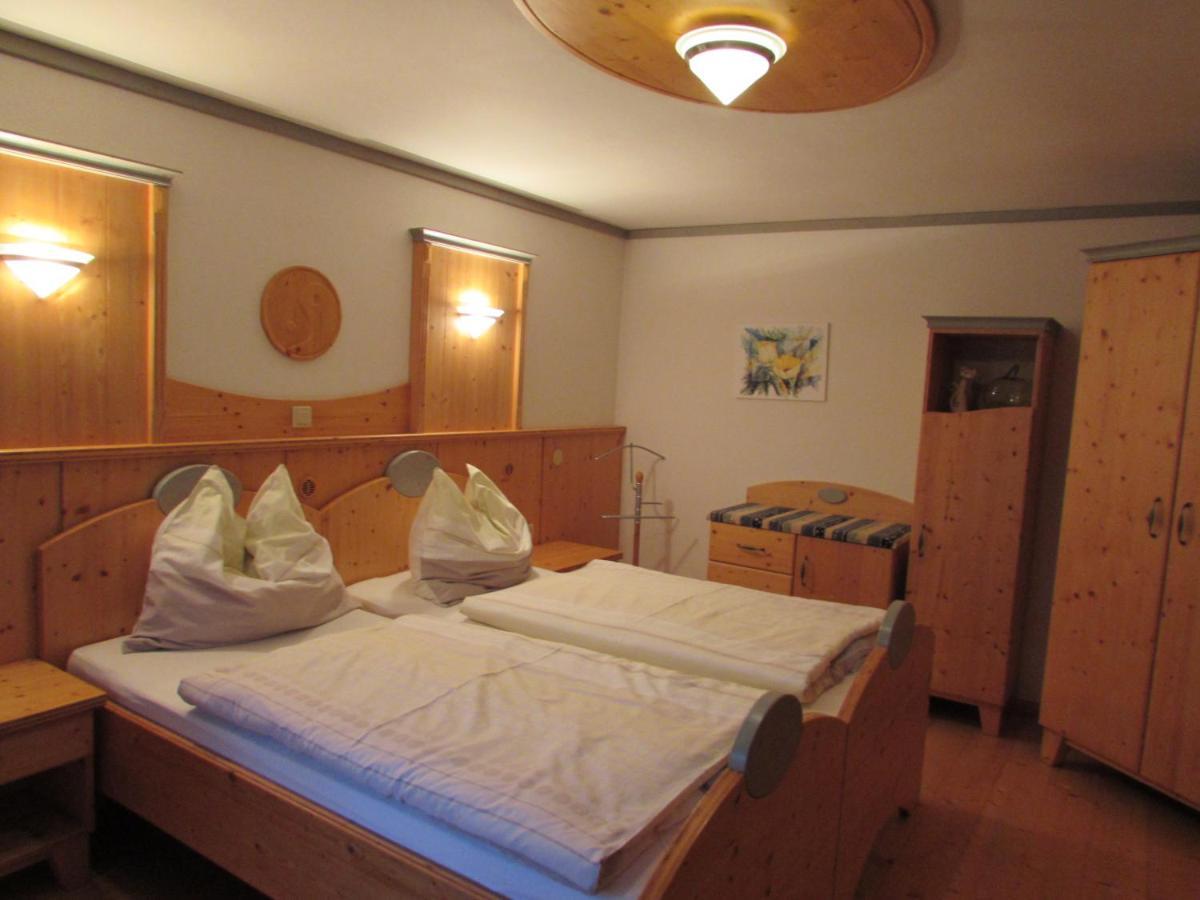 Bed and Breakfast Arkadenhof Fam. Schneider Eichenbrunn Esterno foto