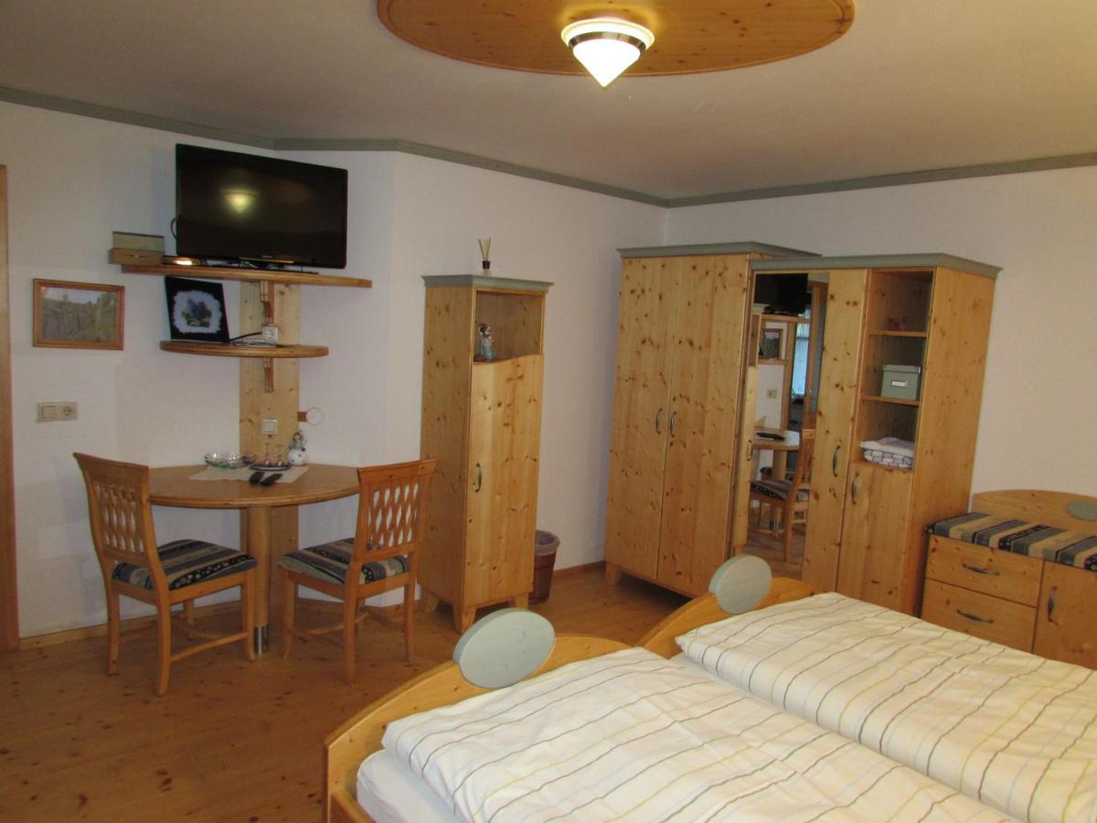 Bed and Breakfast Arkadenhof Fam. Schneider Eichenbrunn Esterno foto