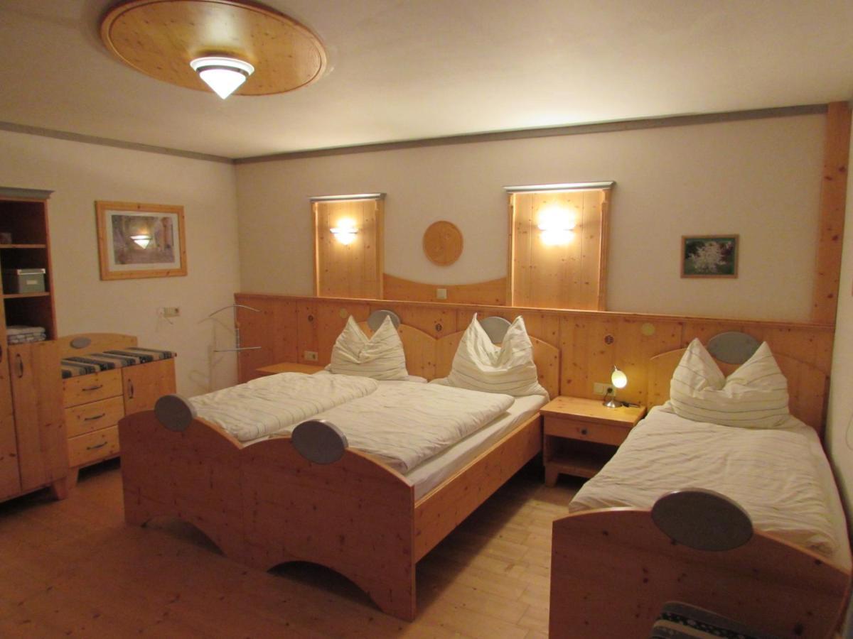 Bed and Breakfast Arkadenhof Fam. Schneider Eichenbrunn Esterno foto