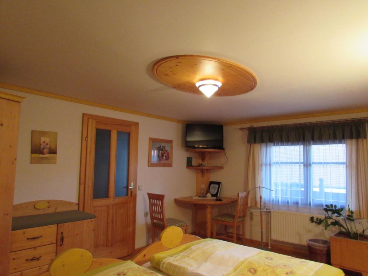 Bed and Breakfast Arkadenhof Fam. Schneider Eichenbrunn Esterno foto